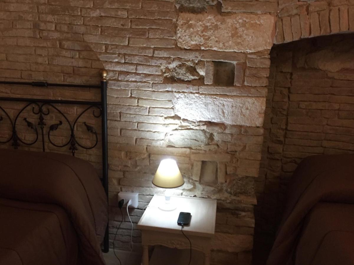 Residenza Delle Grazie Bed & Breakfast Miglionico Exterior photo